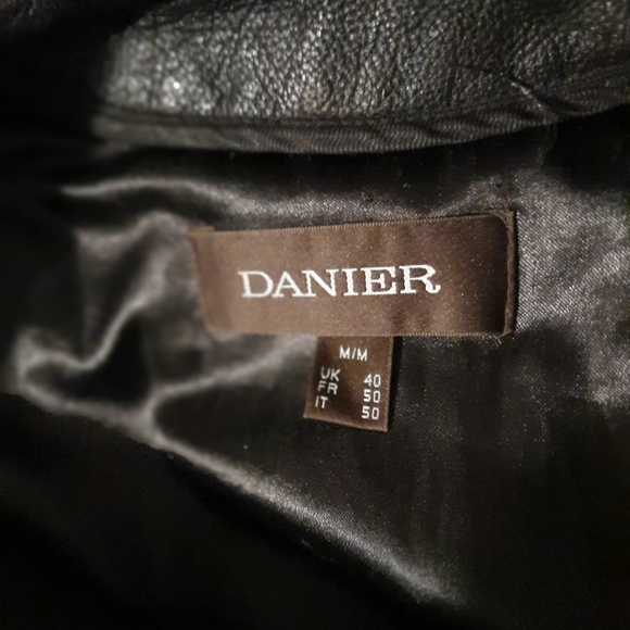 Motorcycle jacket - Picture 2 of 2